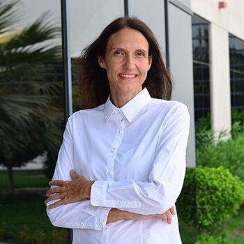 Dr. Charlotte Zoeller