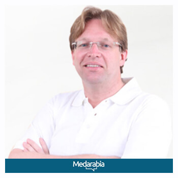 Dr. Maximilian Riewer