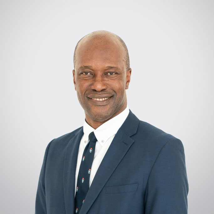 Prof. Dr William Atiomo