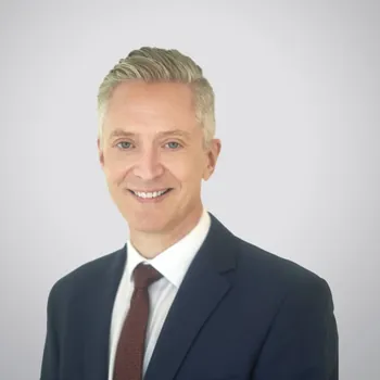 Dr. Gavin Spence Dr. Gavin Spence