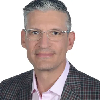 Dr. Emad Farrag Dr. Emad Farrag