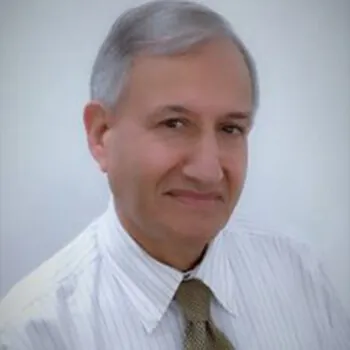 Dr. Mukhlis M. Madlom